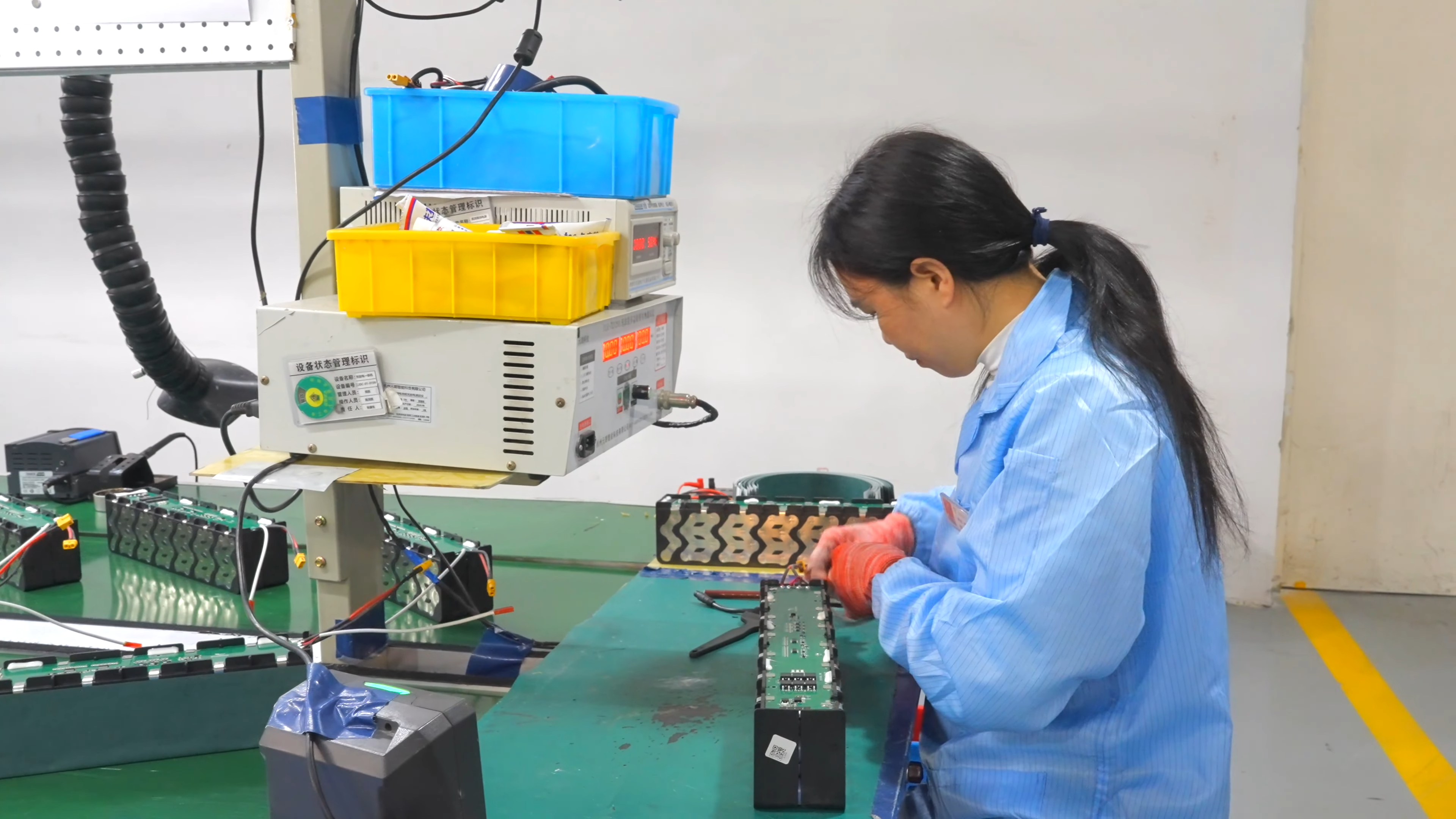 Road to Elite X: IO Hawk Elite X Batteriefabrik in China